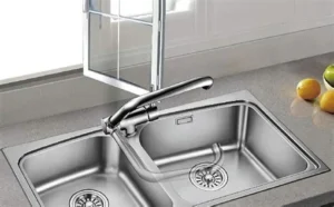 Mit dem Babyöl- Trick glänzt Ihre Küche im Handumdreh en