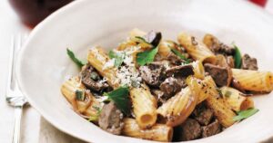 Mouthwatering Garlic Butter Steak with Cheesy Rigatoni Bliss romkjo.online